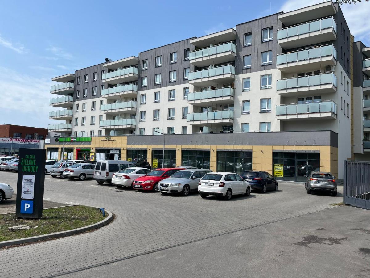 Apartment Sdh 1 Comfortable Near Warsaw