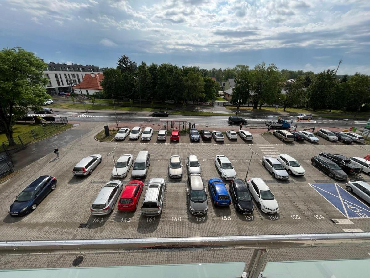 Apartment Sdh 1 Comfortable Near Warsaw